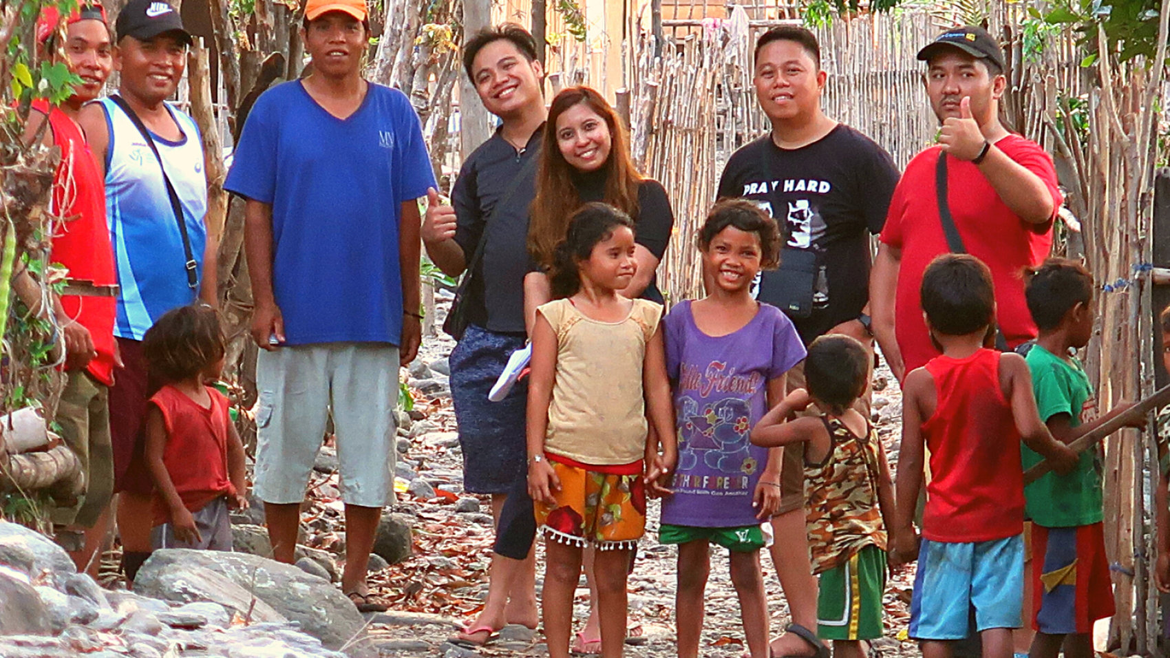 First site visit with the community in Sitio Kalansan, Agbalite, Purao and Jaman through "Travel for A Cause”, our first joint outreach with DFCM and MACPH.