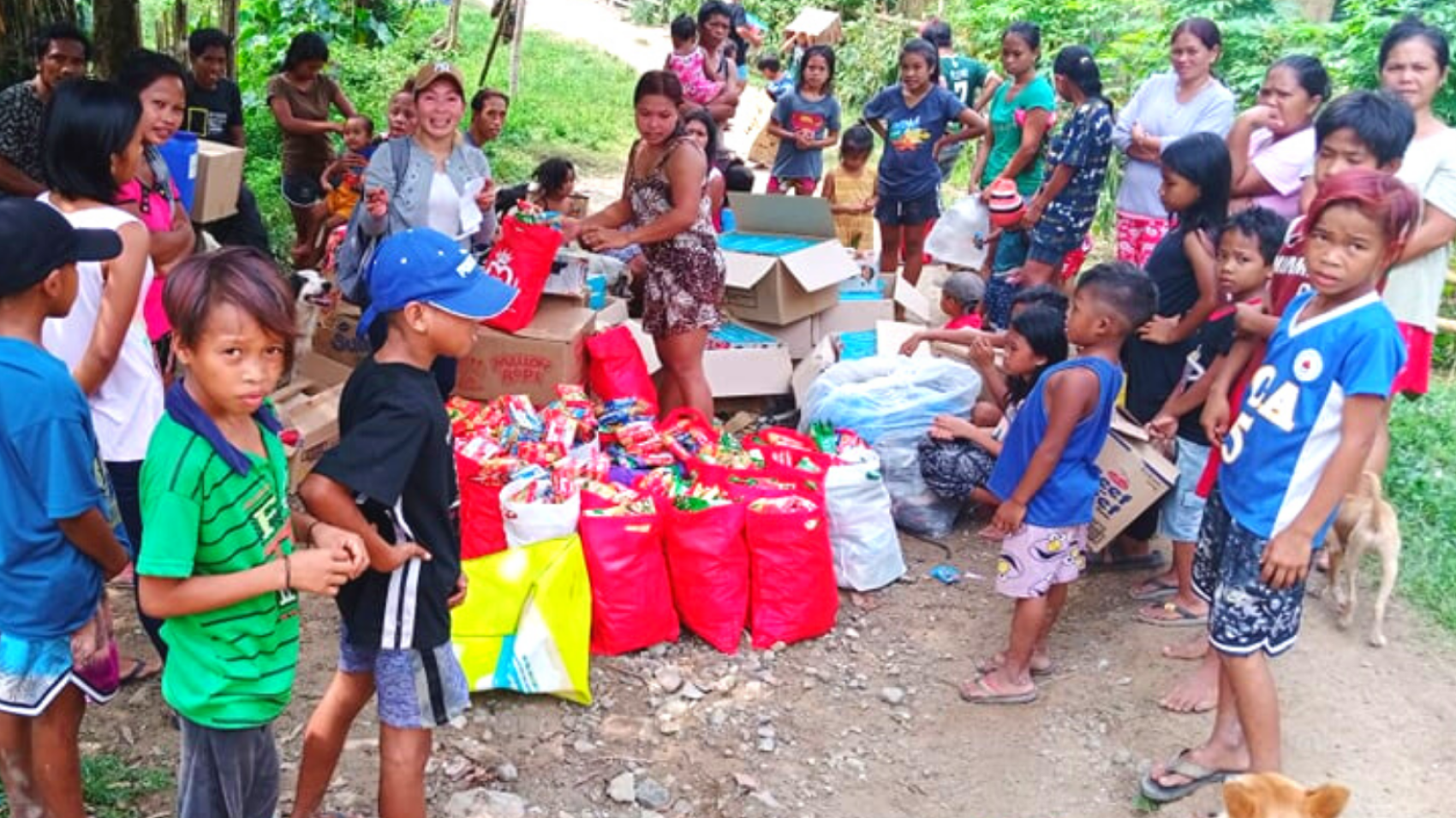 WGC together with beauty queens donated medical kits, cooking wares, groceries and clothings.